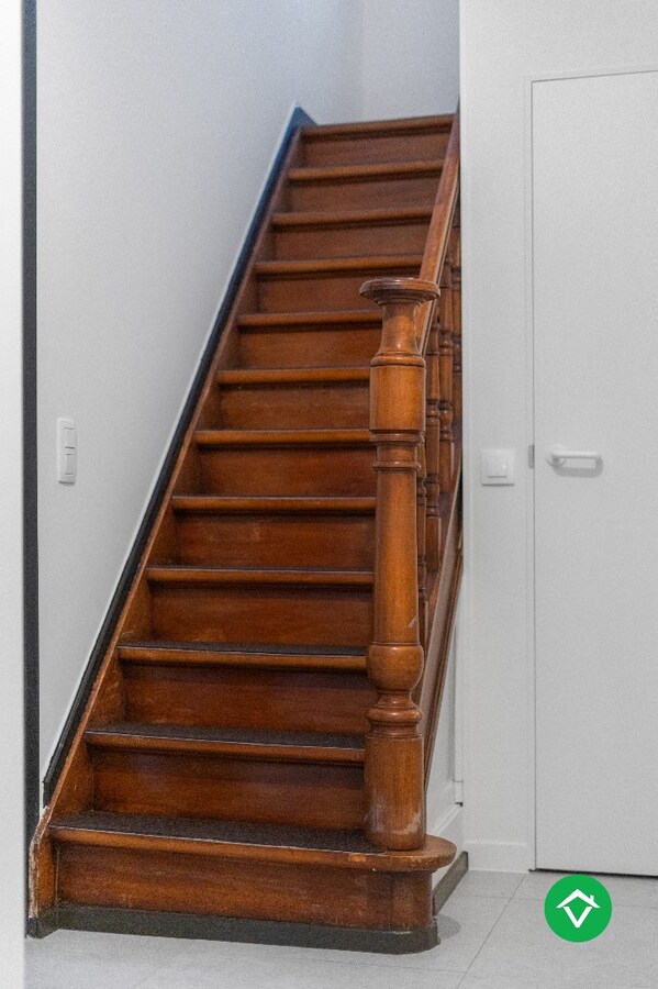 Rijwoning met 4 slaapkamers en stadstuin op centrale ligging te Roeselare 