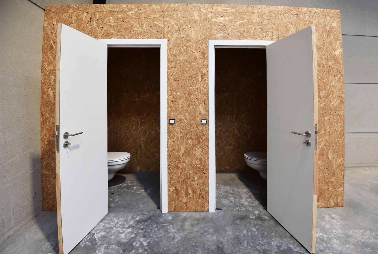 Goed gelegen nieuwbouw KMO-unit te Eeklo 