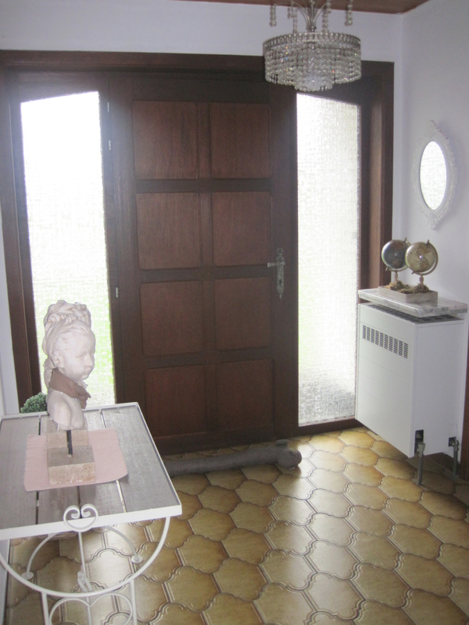 Stijlvolle en degelijke bungalow. Unieke ligging. 