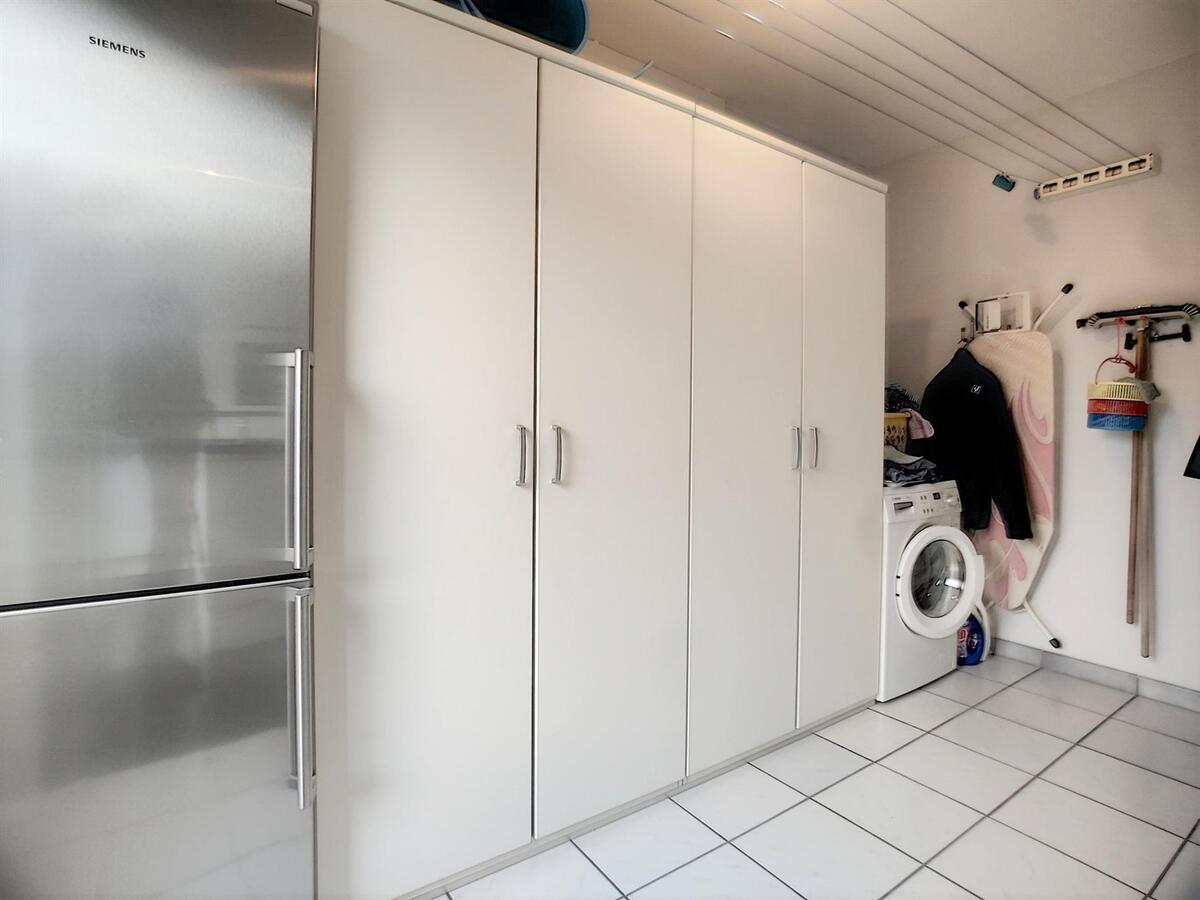 Aangename gezinswoning met tuin, garage &amp; achteruitgang - Heist 