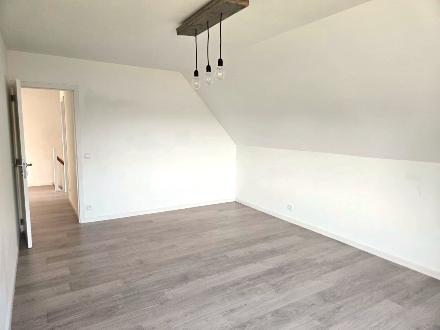 Energiezuinige halfopen woning met tuin en carport te Zulte 