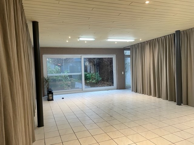 Polyvalente ruimte/opslagruimte te huur in Geel! 