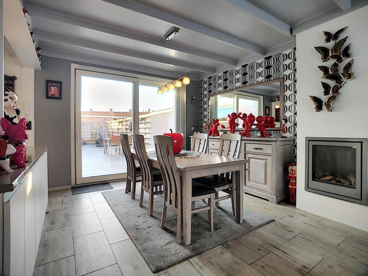 Knap gerenoveerde woning met zongericht terras - Sluis 