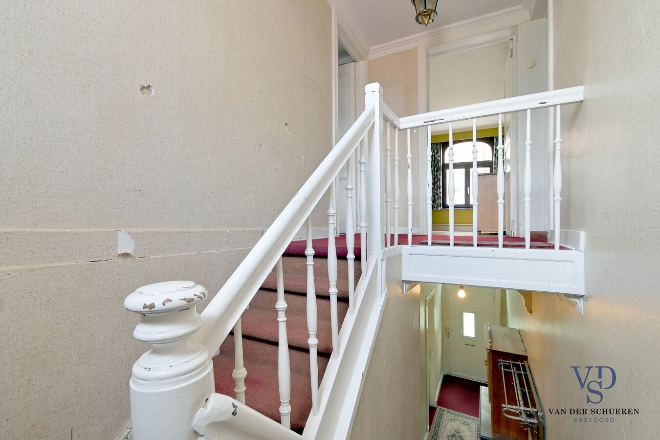 Ruime woning met opslagruimte 