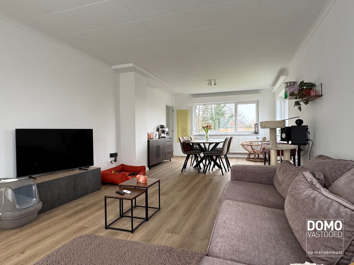 Gerenoveerde woning met tuin en inpandige garage gelegen te Spalbeek, 2 slaapkamers, 140m² bewoonbare oppervlakte, Energielabel C 