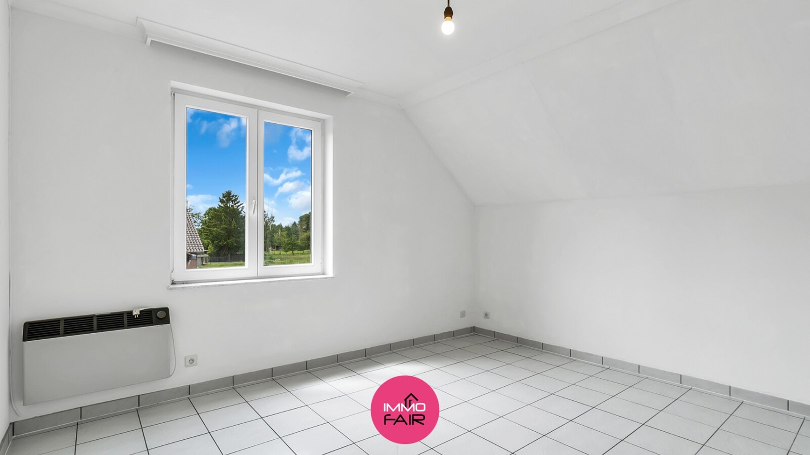 Ruim appartement met polyvalente verdieping 