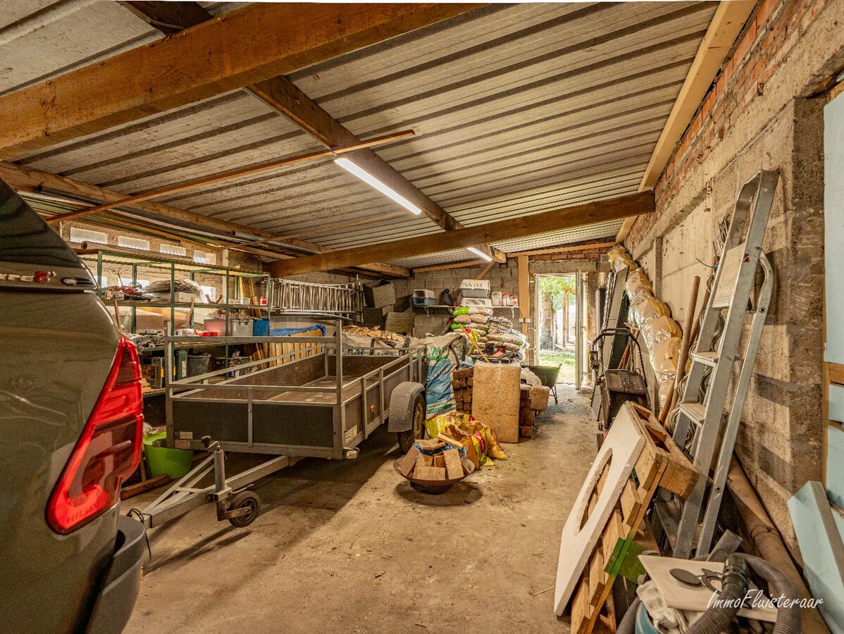 Gerenoveerde woning met praktijkruimte en paardenstal op 9.019 m2 te Balen 