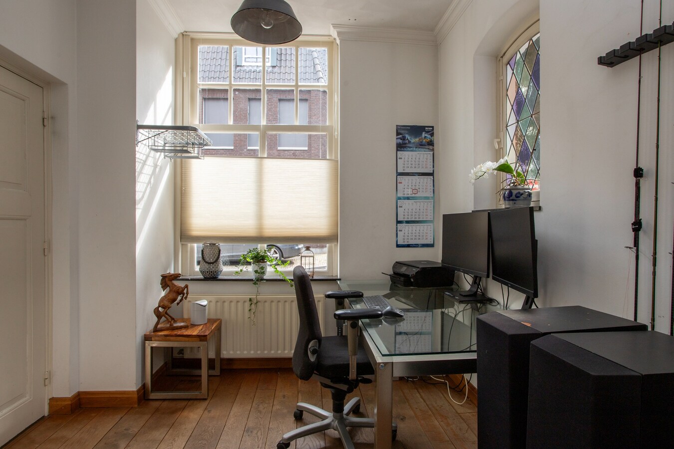 Wonen naast de kerk én in een gemeentelijk monument aan de Kerkstraat 12 Diessen. 