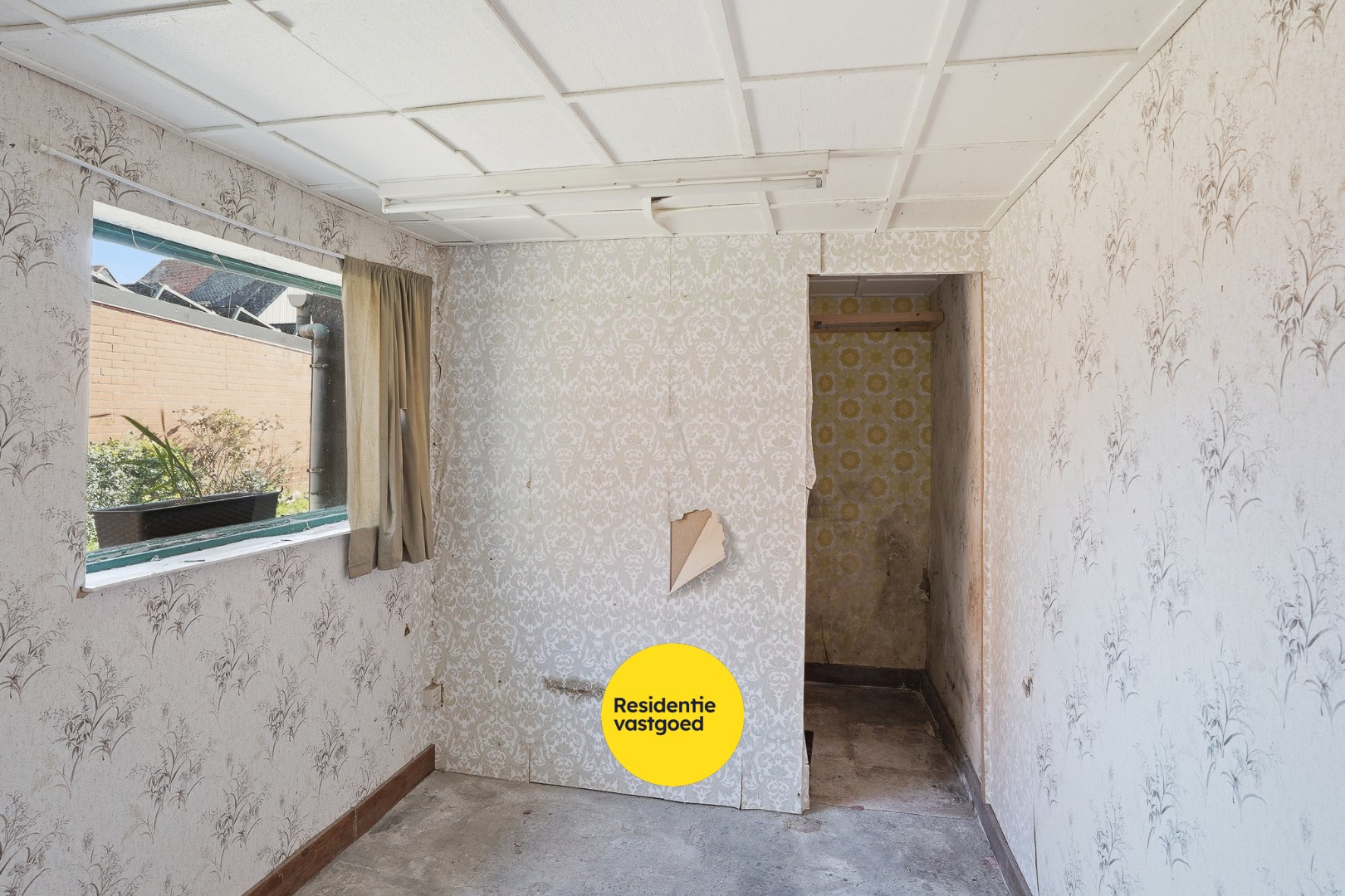 Te renoveren woning in centrum Eernegem 