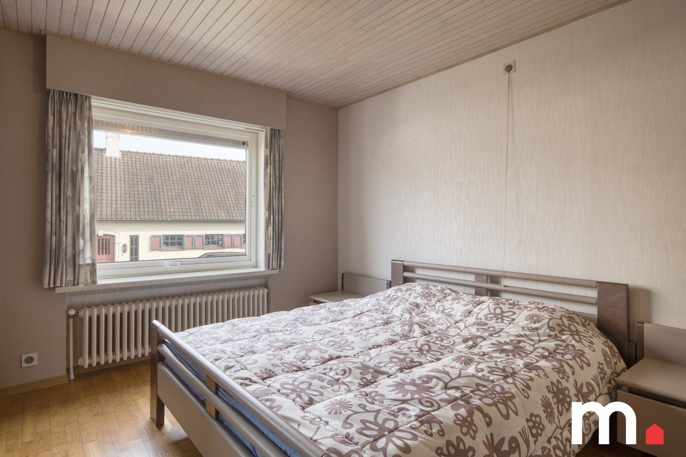 Alleenstaande villa met 5 slaapkamers en zonnige tuin 1127 m² op TOPligging ! 