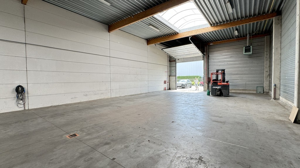 Magazijnen en kantoren te huur in Kontich