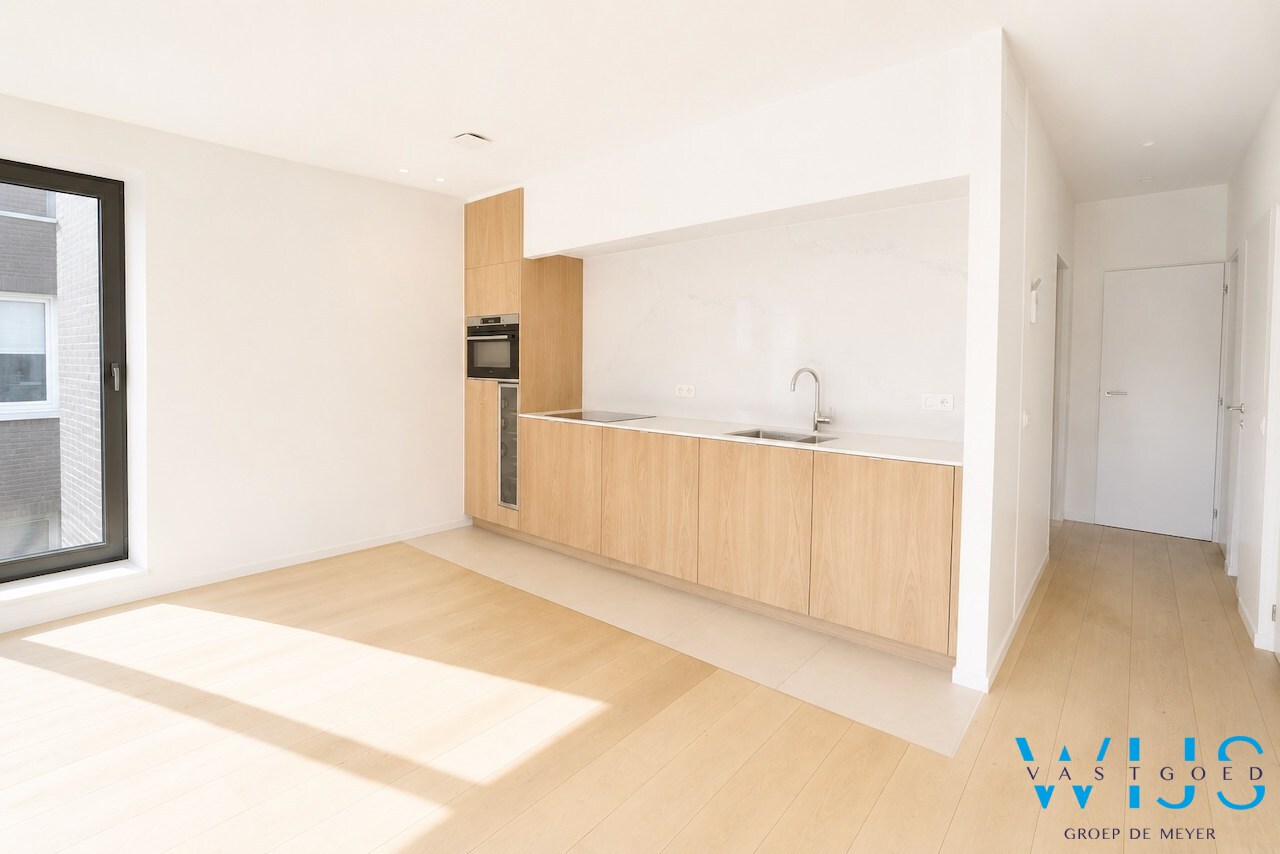 Luxues afgewerkt 2 slaapkamer appartement IN het centrum Ertvelde ! 