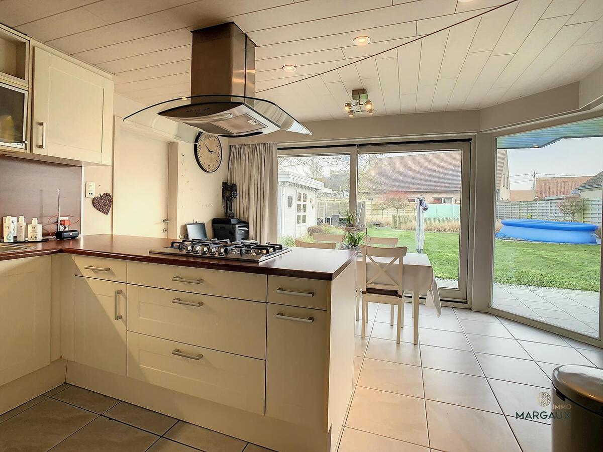 Rustig gelegen vrijstaande villa met grote tuin 