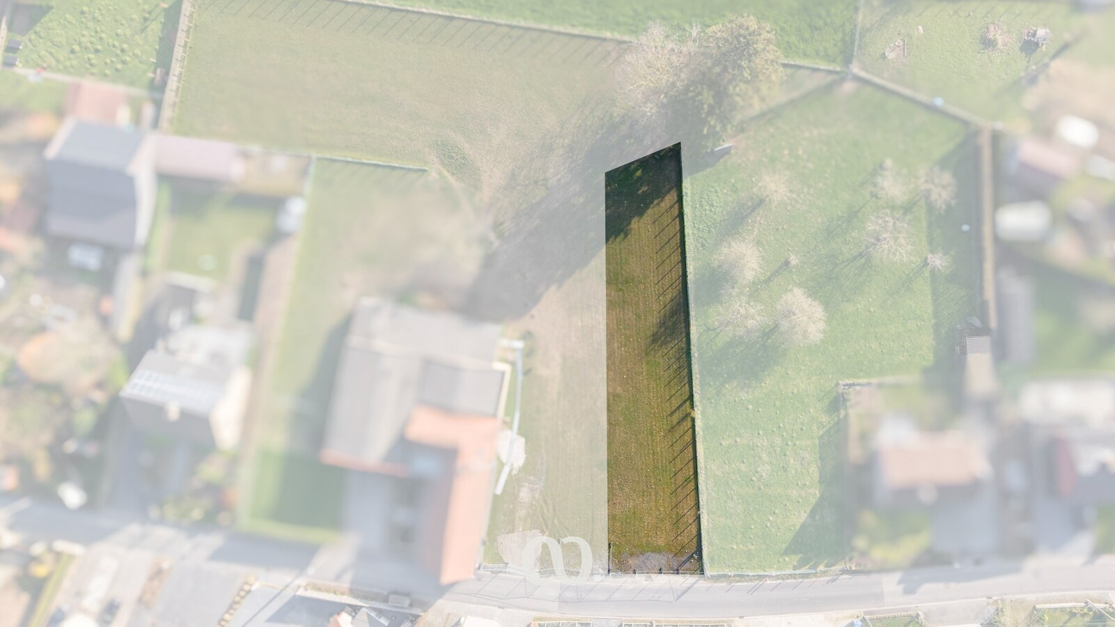 Prachtig gelegen zuid gerichte bouwgrond 