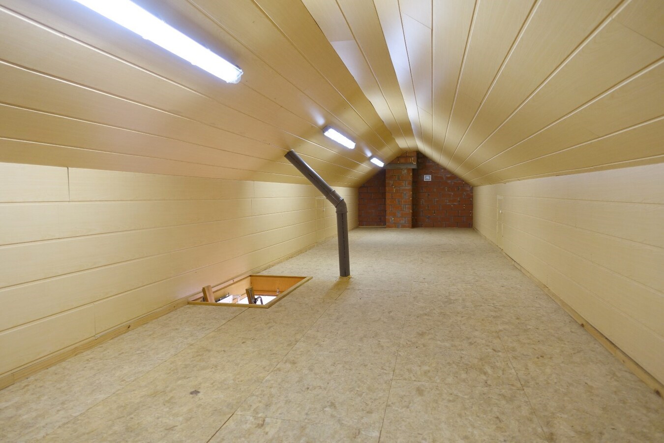 Prachtige ruime villa met grote tuin 