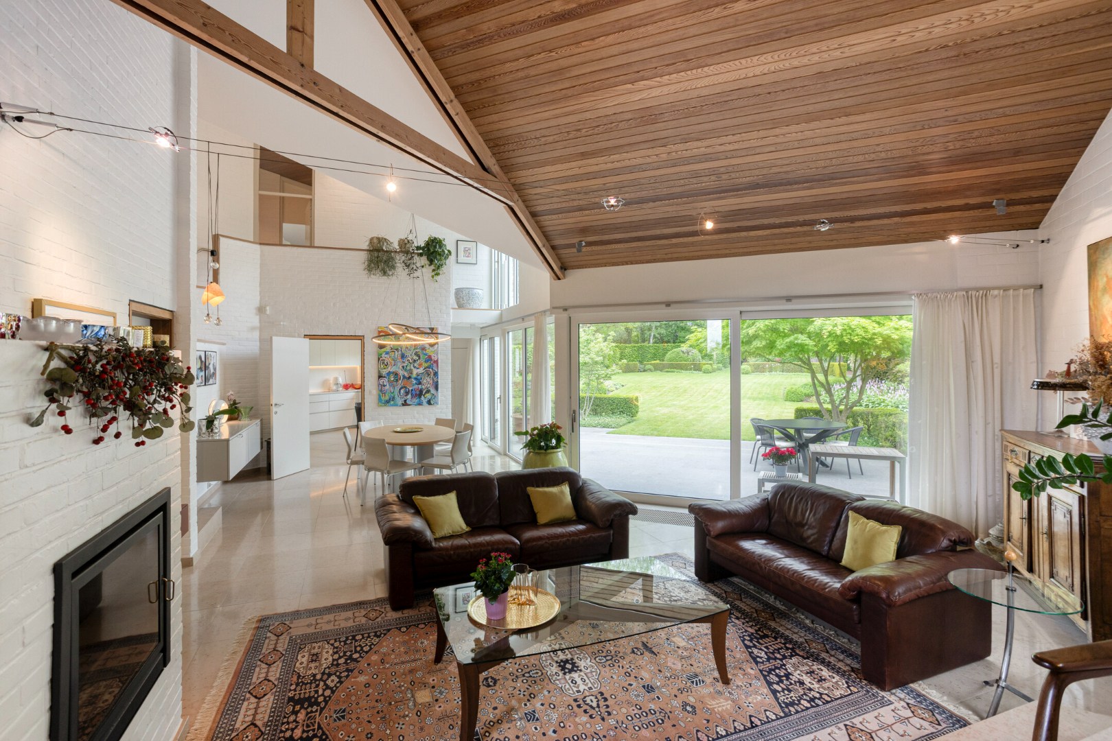 Villa met 5 slaapkamers, ruime tuin, terras en 2 garages in Heverlee! - bewoonbare opp. 278 m² -  EPC 179 kWh/m² 