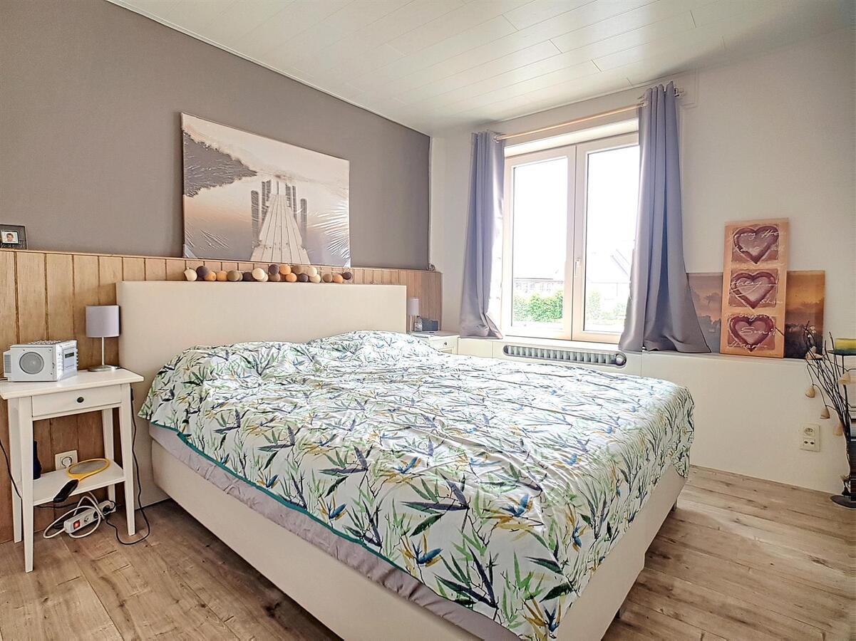 Aangename, volledig gerenoveerde en ruime gezinswoning - Zeebrugge 