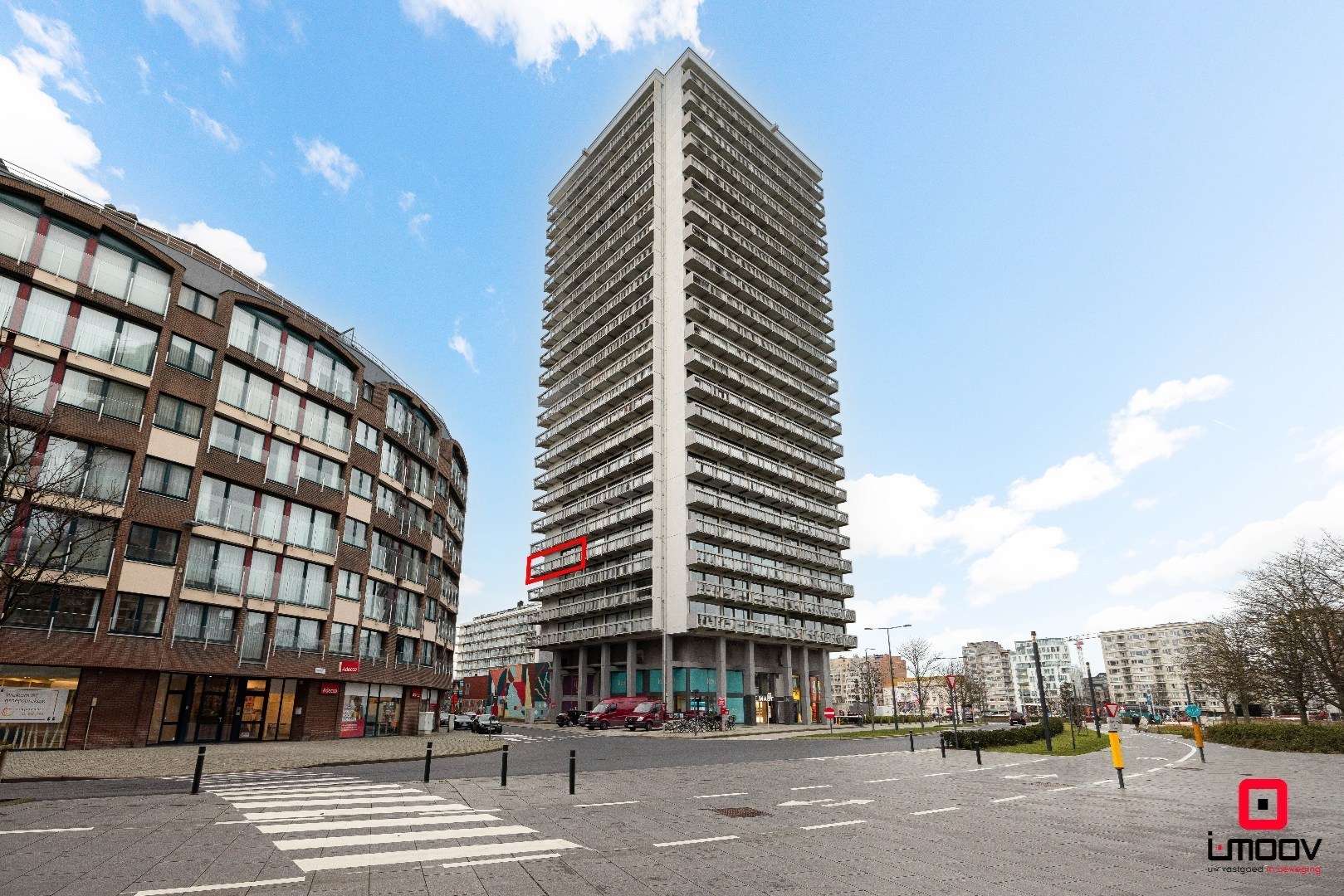 Ruim, lichtrijk hoekappartement met uniek havenzicht, topligging in hartje Oostende 
