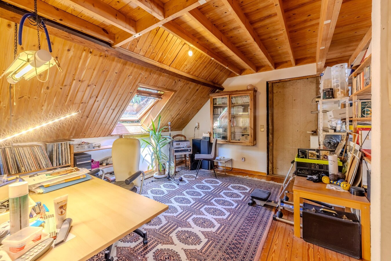 Authentieke hoeve met bijgebouw op 83 a 74 ca 