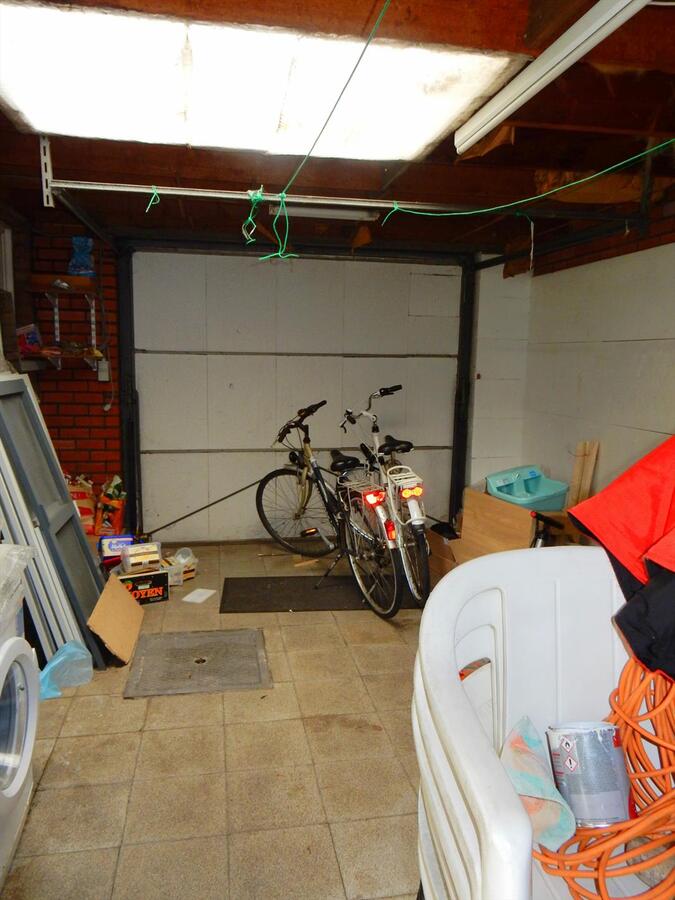 Woning met 4 slaapkamers en zonnige tuin 