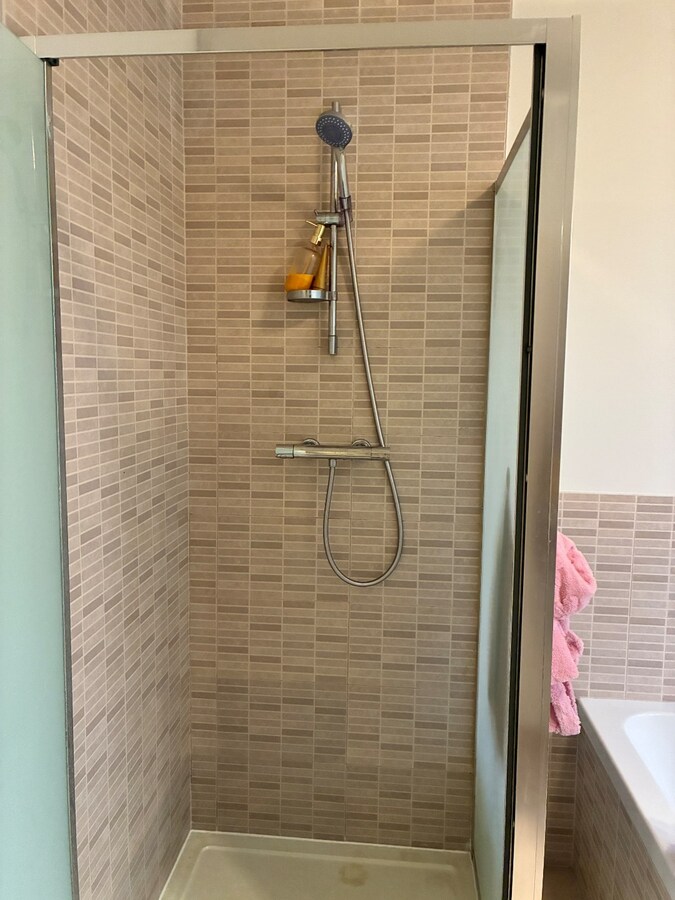 Ruim appartement met 2 terrassen. 