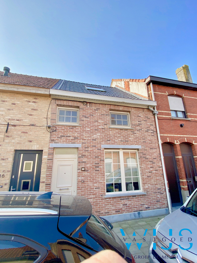 Instapklare en smaakvolle woning in hartje EEKLO 