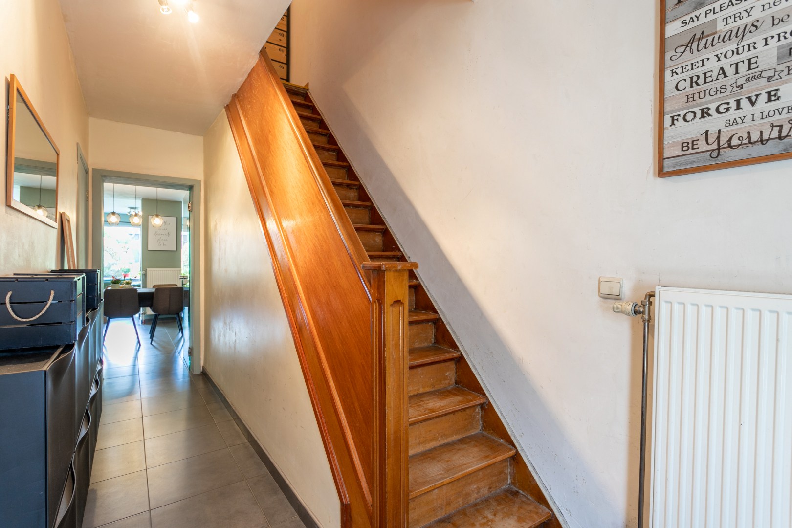 Instapklare woning met 3 slpk. , tuin en terras te Lembeek 