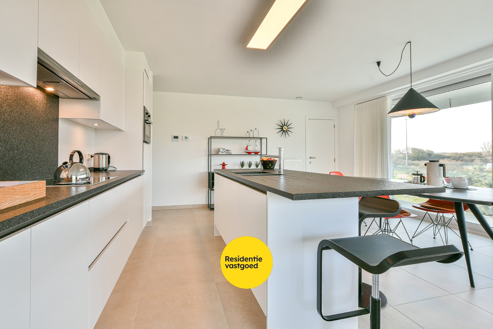 Instapklaar 2-slaapkamerappartement nabij duinen en strand in Vosseslag (De Haan) 