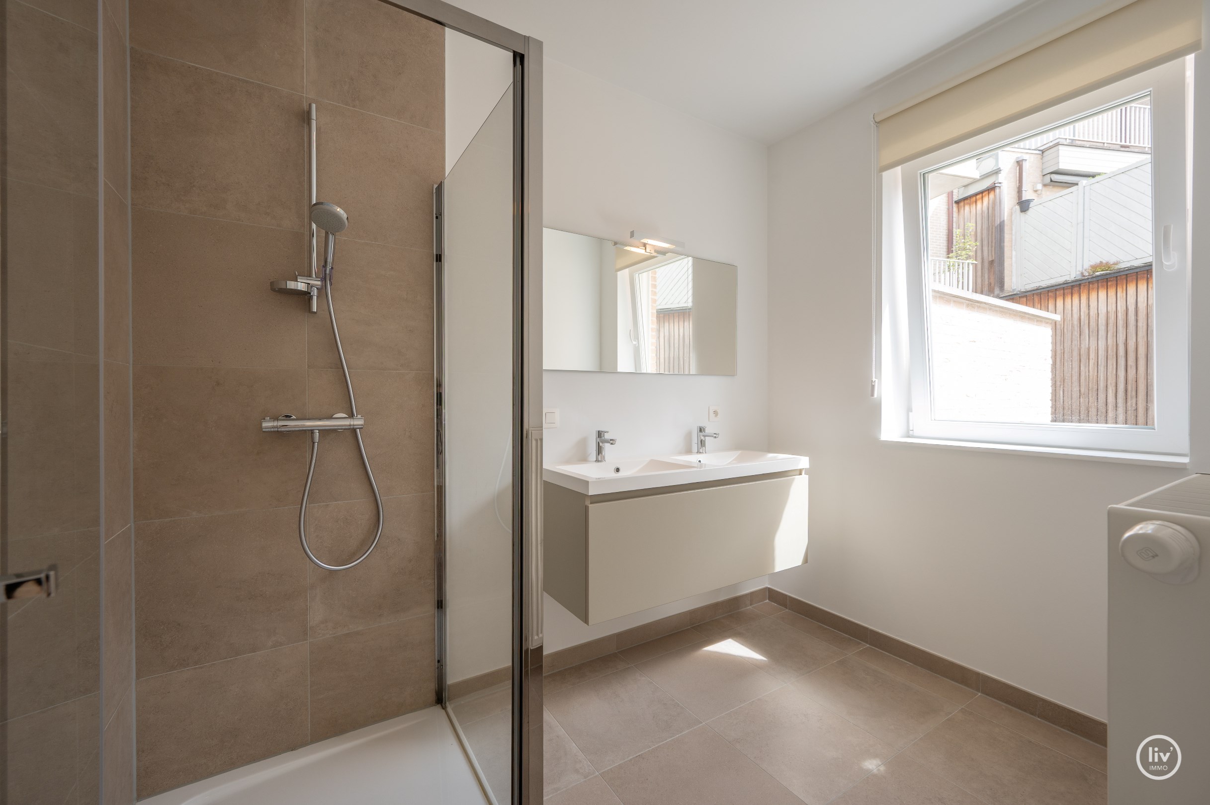 Appartement au rez-de-chaussée avec 1 chambre et terrasse, à proximité du centre commercial de Knokke. 