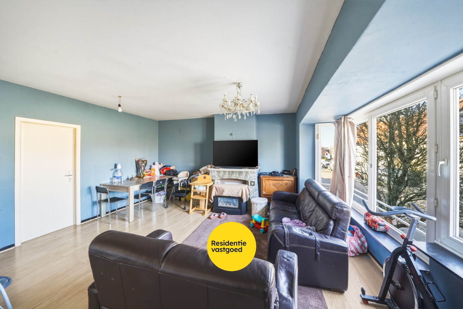 Opbrengsteigendom met 4 (vergunde) appartementen en garage te Bredene - Rendement 6,12% 