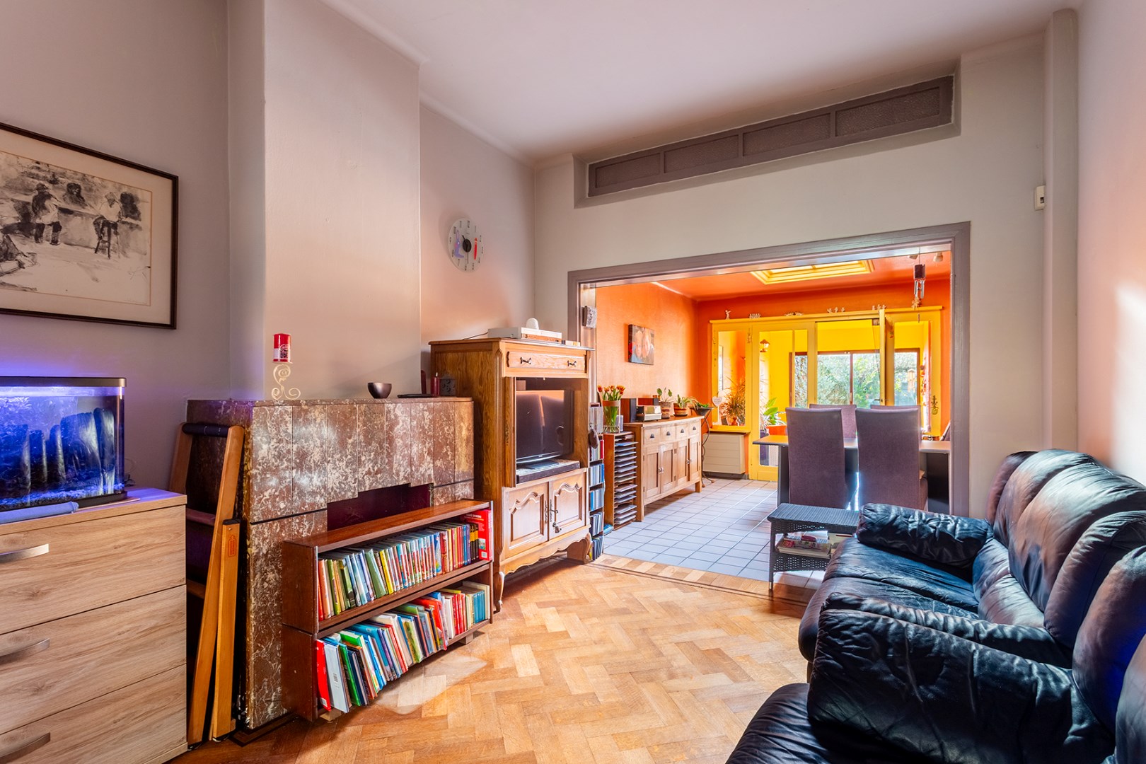 Mooie en ruime Interbellum woning met 4 slaapkamers vlakbij het Rozebroekenpark 