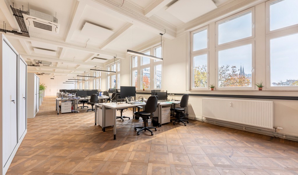 Prestigieuze kantoren te huur aan Frankrijklei in Antwerpen