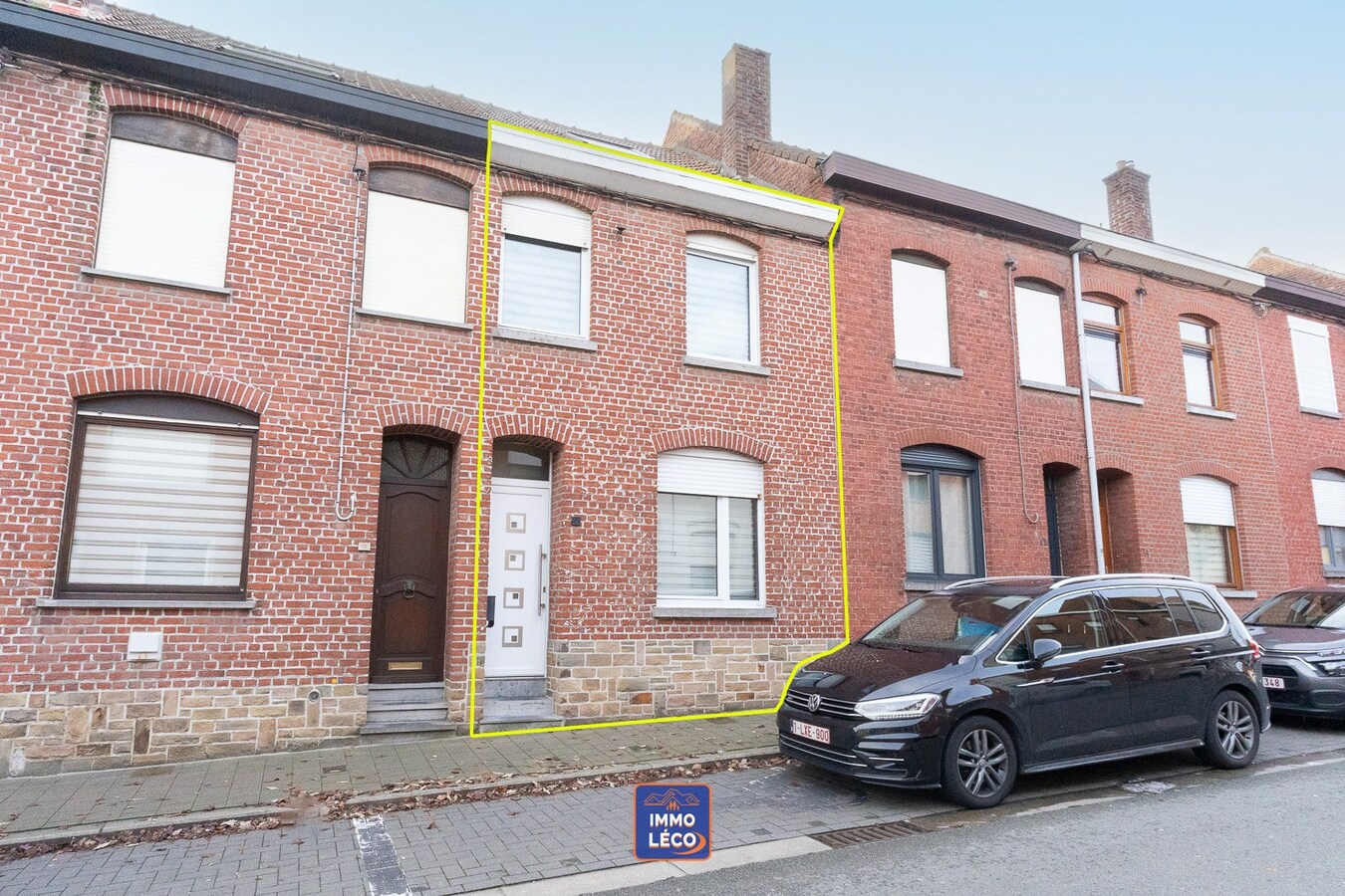 Maison entièrement rénovée en 2021 avec jardin de +/- 130m²  "SUD-EST" ! 