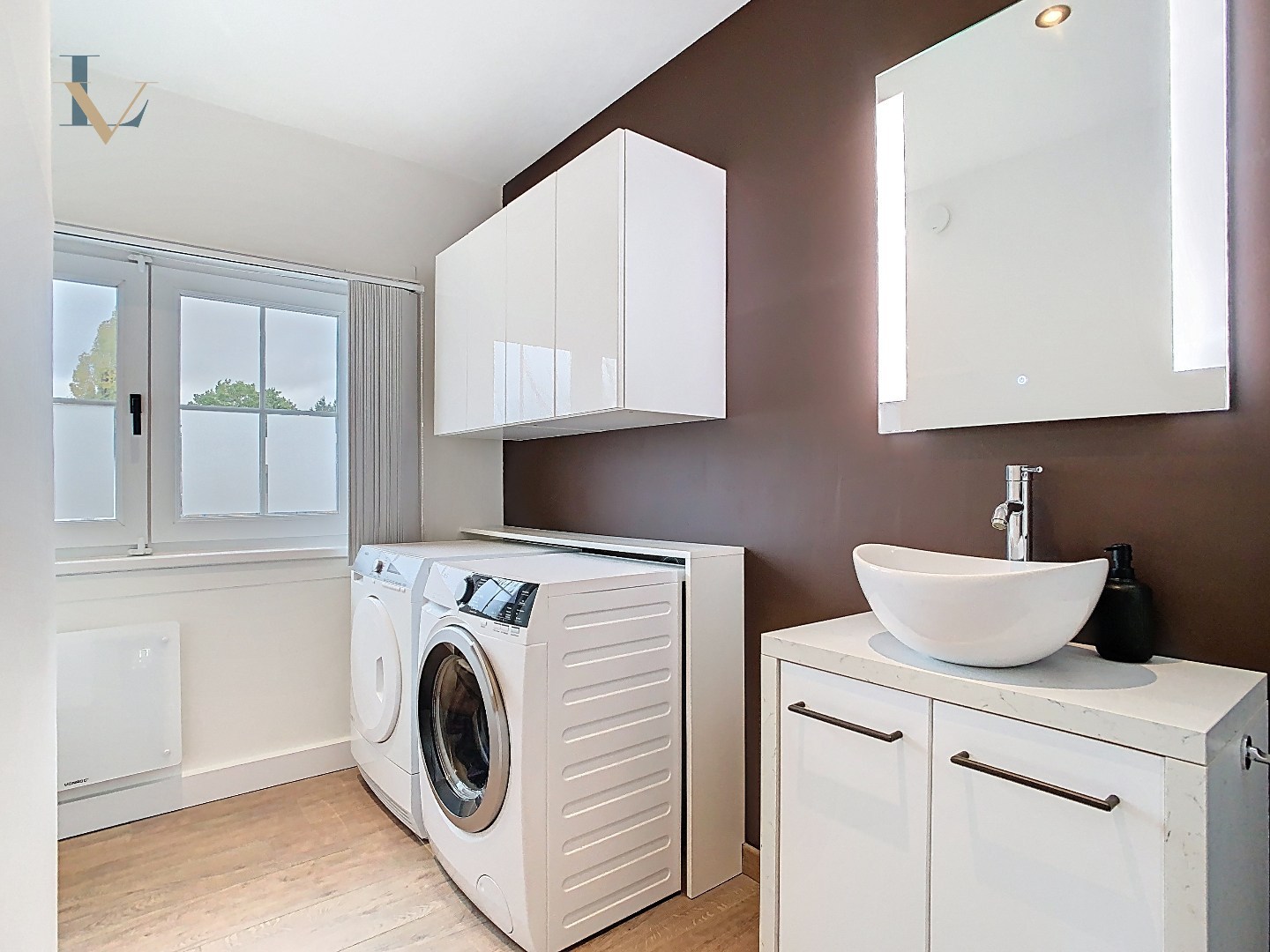 Instapklare halfopen bebouwing met zonnige zuidoost gerichte tuin – 560 m² 