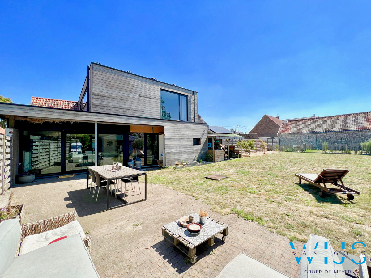 Verrassend ruim woonhuis op een TOPlocatie te Wippelgem 