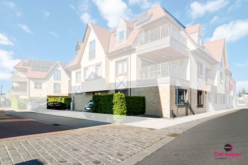 Prachtig instapklaar energiezuinig gelijkvloers appartement (2023) met tuin en 3 slaapkamers 