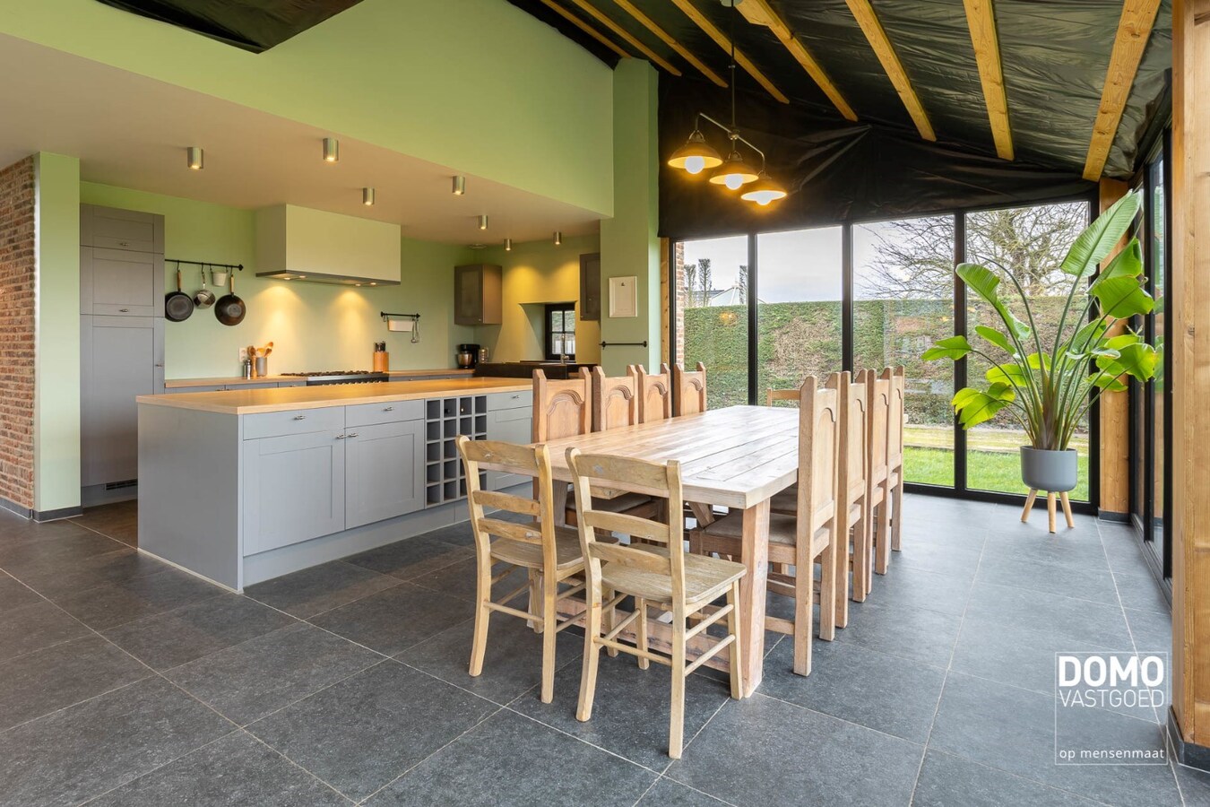 Prachtige gerenoveerde Hoeve met knap groen uitzicht in Herk-de-Stad 
