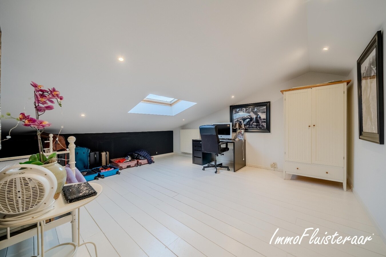 Exclusief Hippisch Complex met Uitstekende Trainingsmogelijkheden op ca 8,6 ha in Wuustwezel 