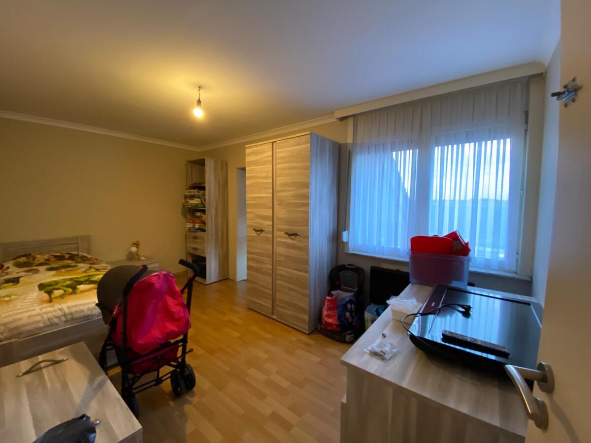 Uitstekend gelegen, zongerichte woning met 3 ruime slaapkamers 