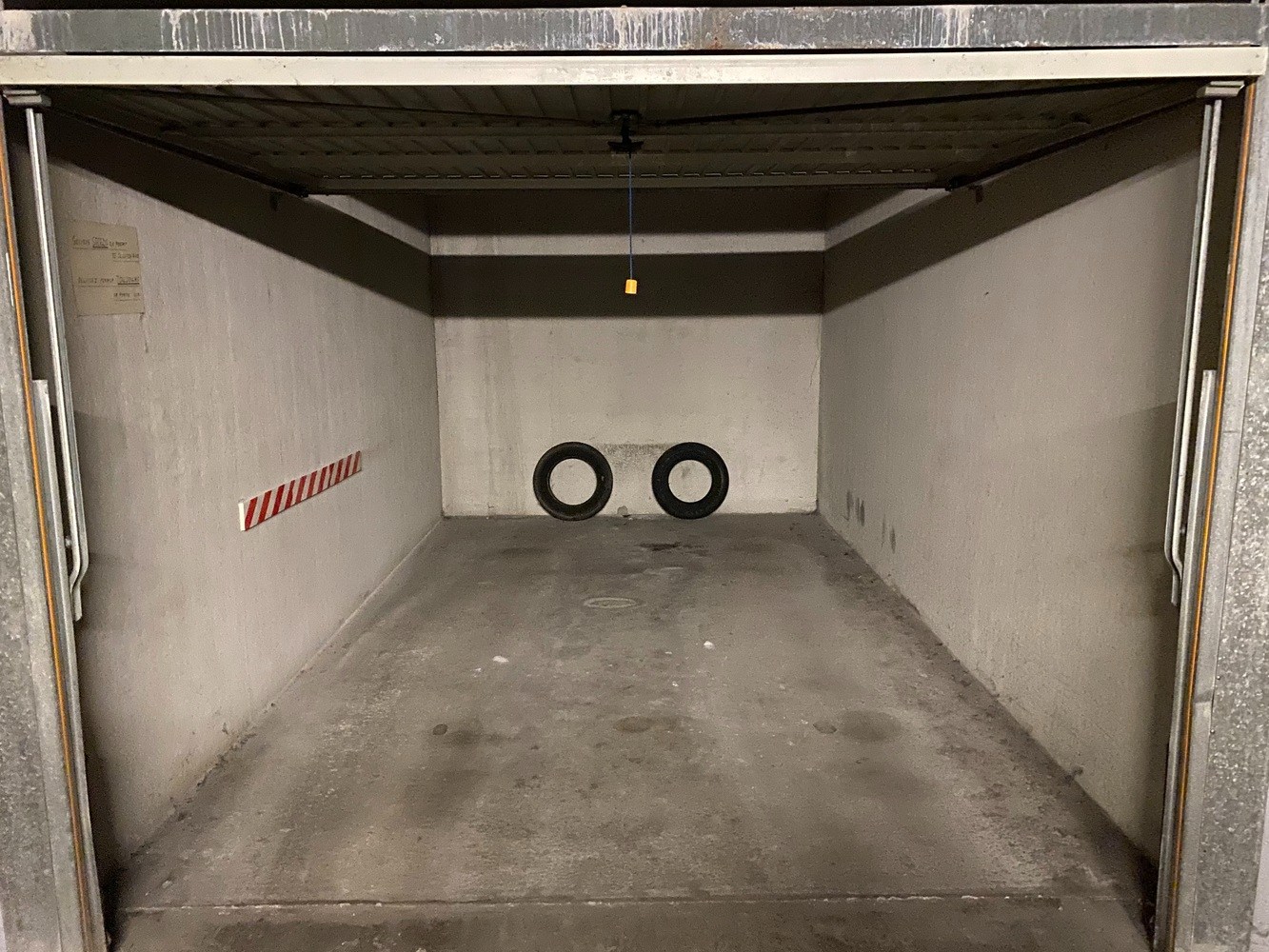 Garagebox te huur op wandelafstand van de Zeedijk en Lippenslaan 