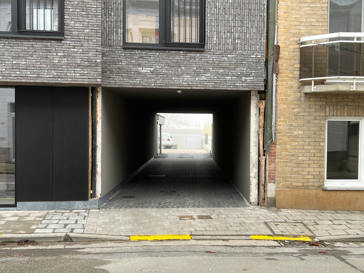Garagebox in de onmiddellijke nabijheid van de Markt. 
