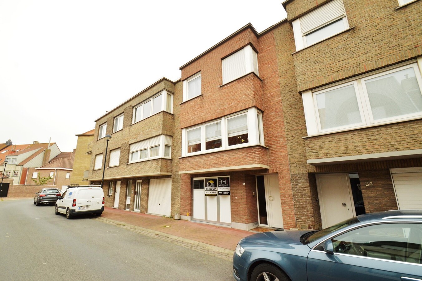 Bel-étage in rustige straat vlakbij centrum - Heist 