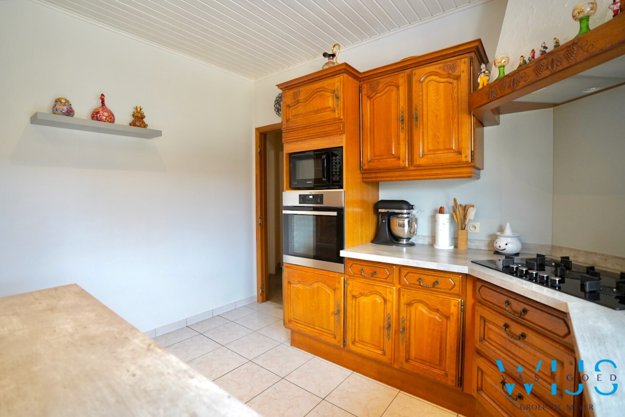 Verzorgde bungalow in woonwijk te Assenede ! 