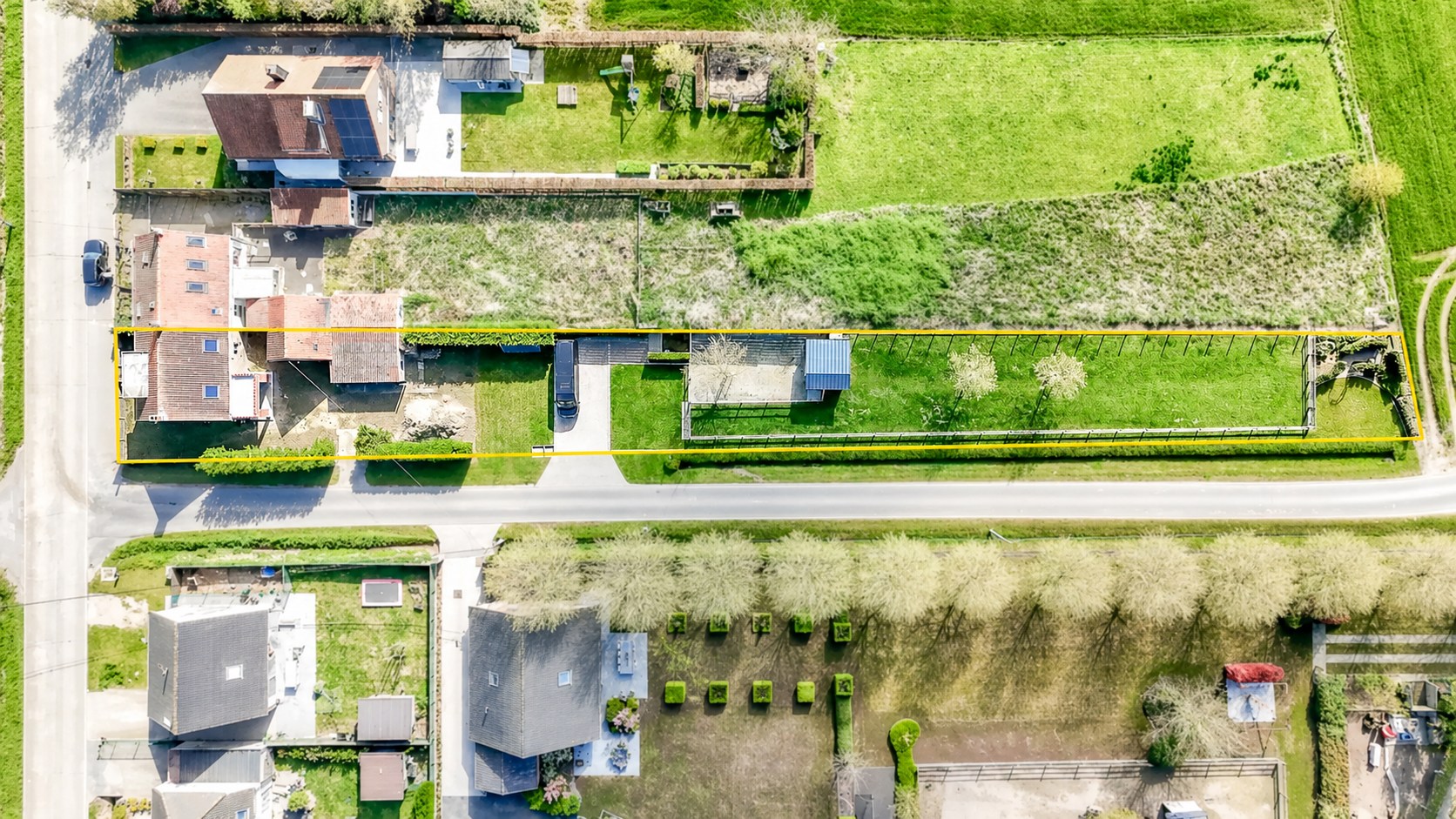 Ruwbouwwoning met tal van mogelijkheden in rustige ligging te Kortemark! 