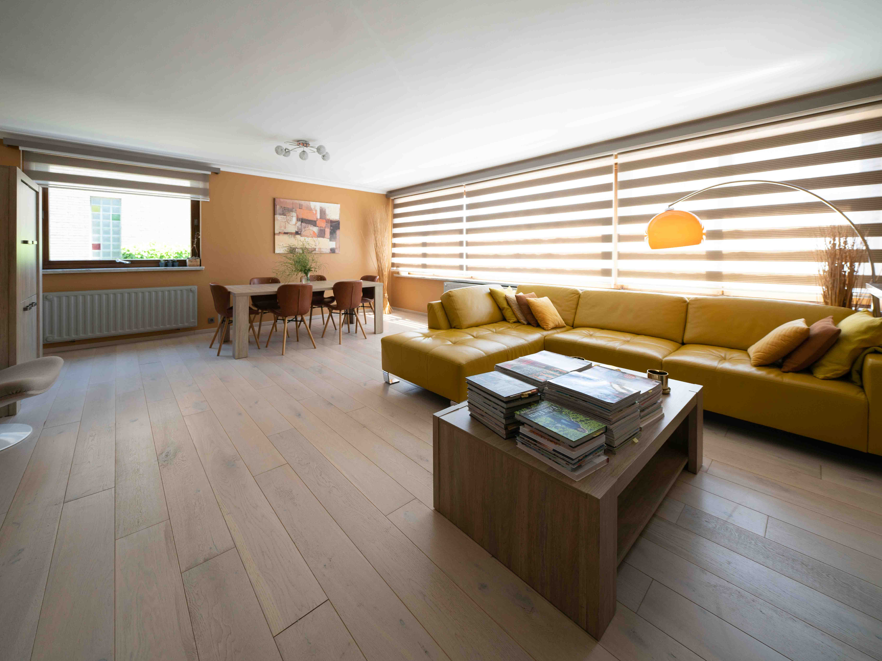 Maison (kangourou) très spacieuse avec jardin et double garage 