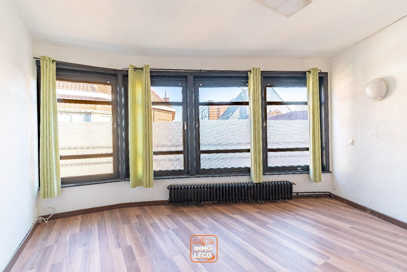 Immeuble mixte en plein centre-ville, ENORME POTENTIEL ! 