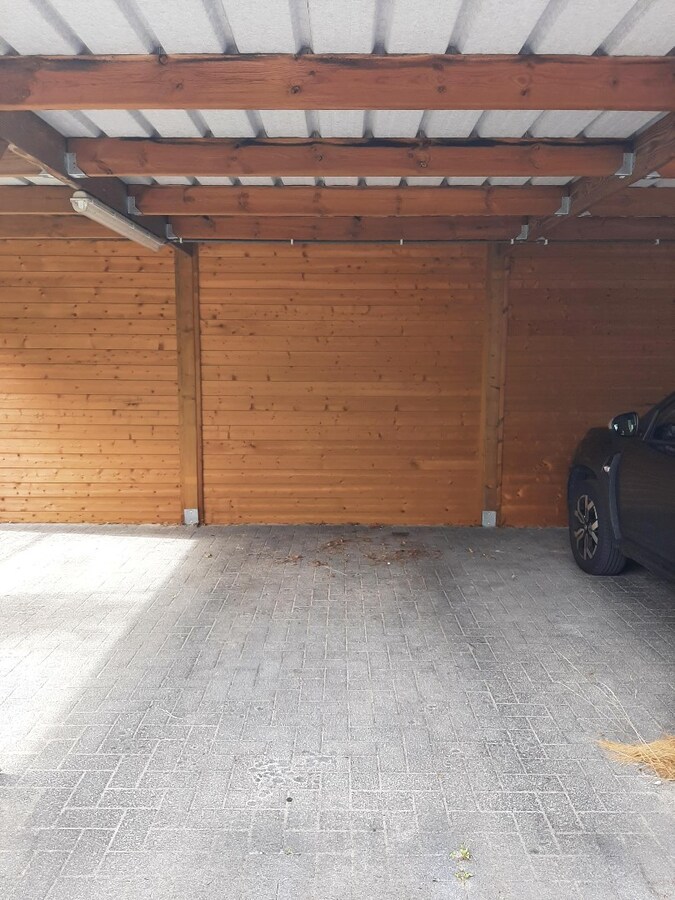 Verhuurd carport - Geel