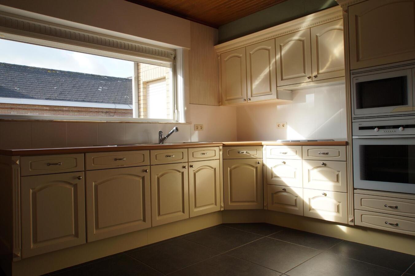 ALLEENSTAANDE WONING MET 3 SLAAPKAMERS TE ICHTEGEM 