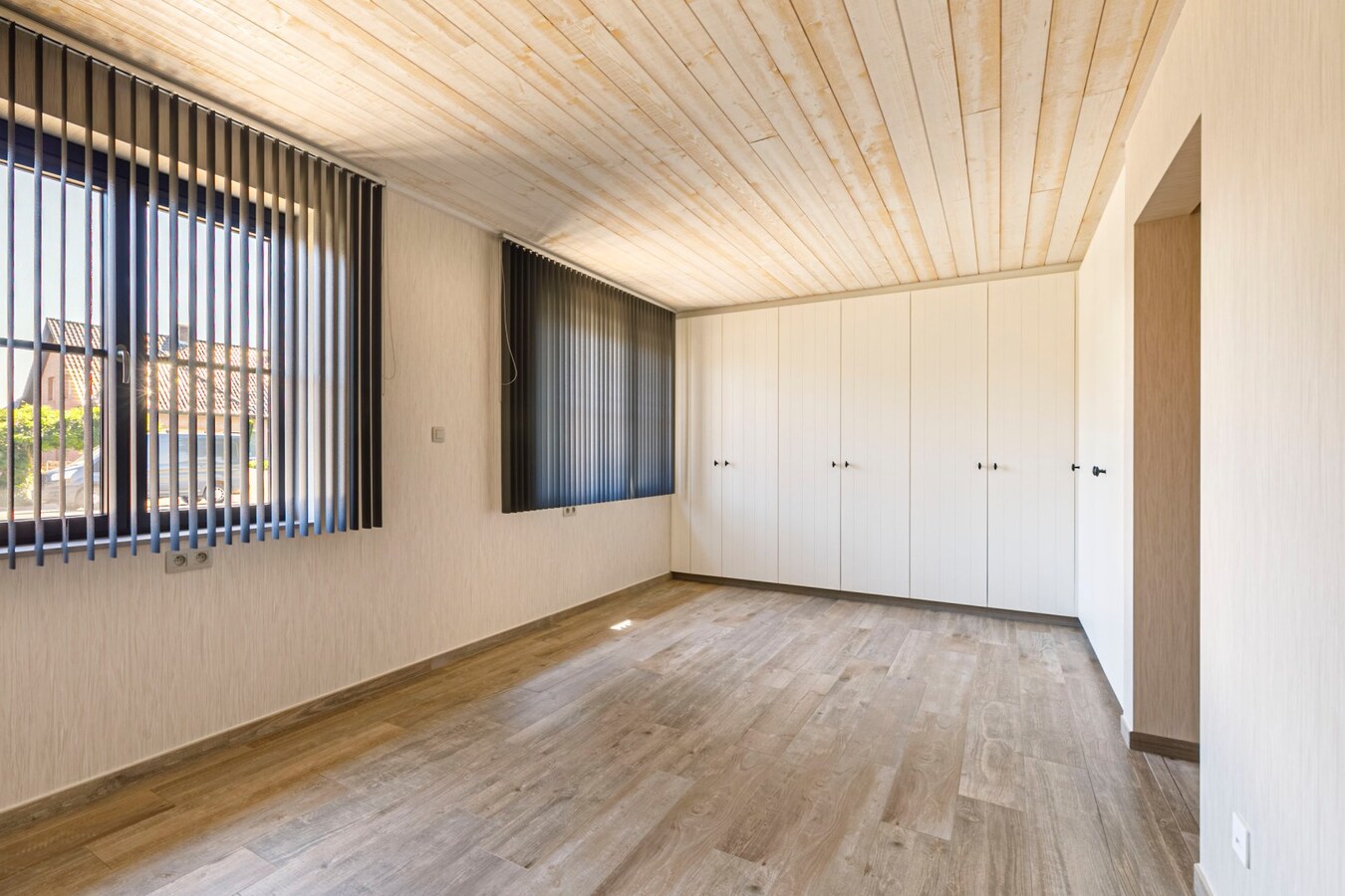 Recent gelijkvloers (120 m²) met lift en tuin 