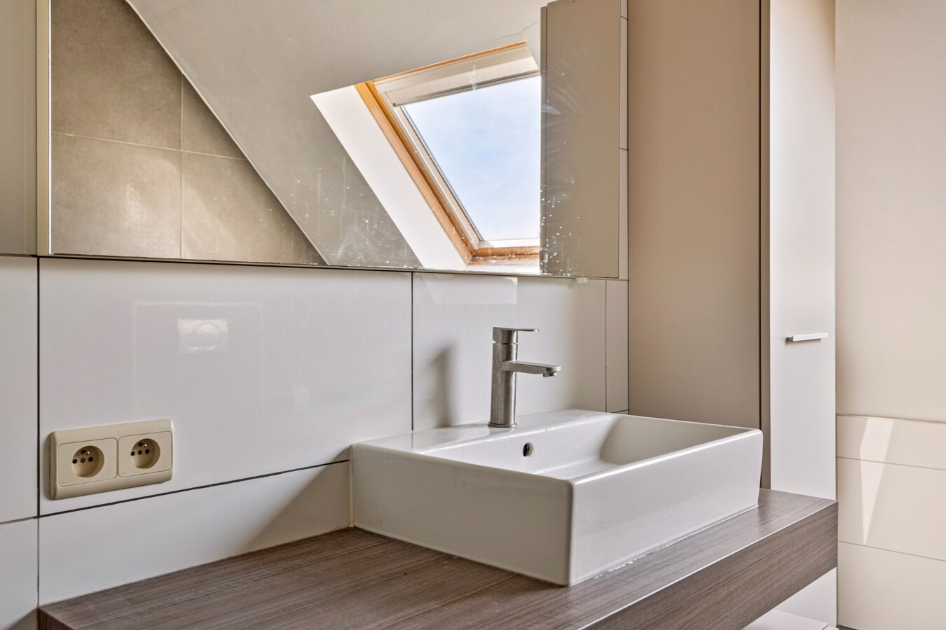 Ruim Triplex Appartement in Bierbeek (Korbeek-Lo) 